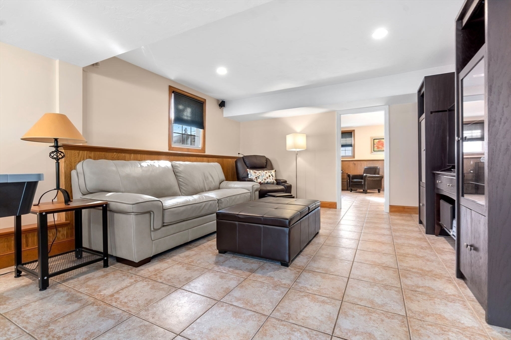 11 Danby Road Stoneham, MA 02180 - Photo 29 of 42 Gallery Image 29