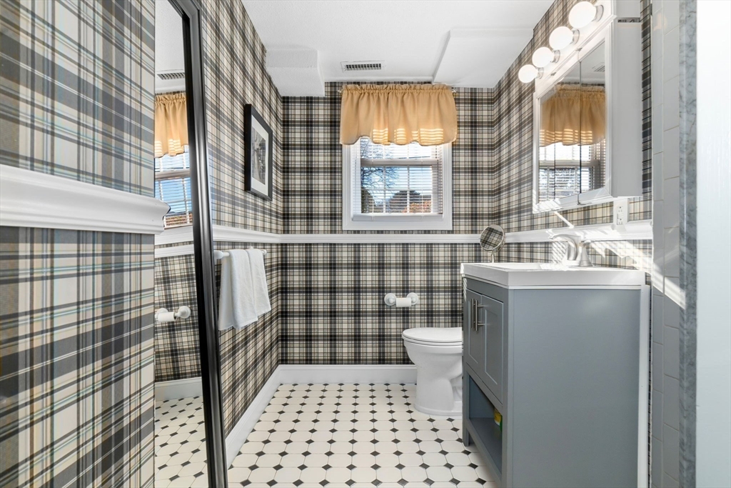 11 Danby Road Stoneham, MA 02180 - Photo 33 of 42 Gallery Image 33