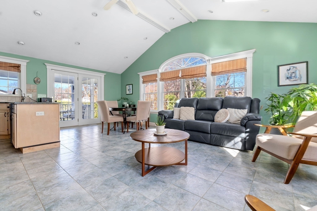 11 Danby Road Stoneham, MA 02180 - Photo 9 of 42 Gallery Image 9