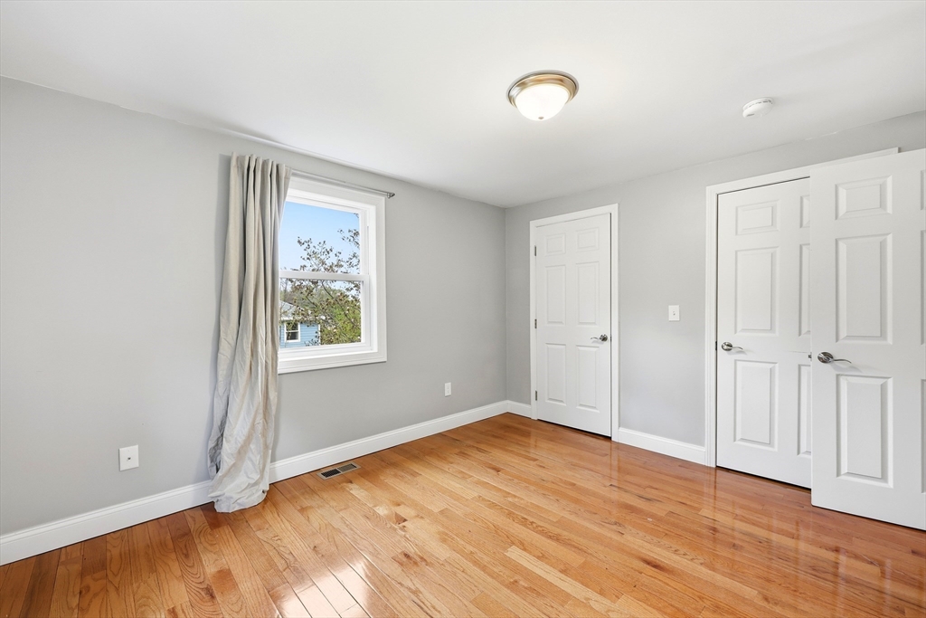 1185 Bay Road Amherst, MA 01002 - Photo 20 of 38