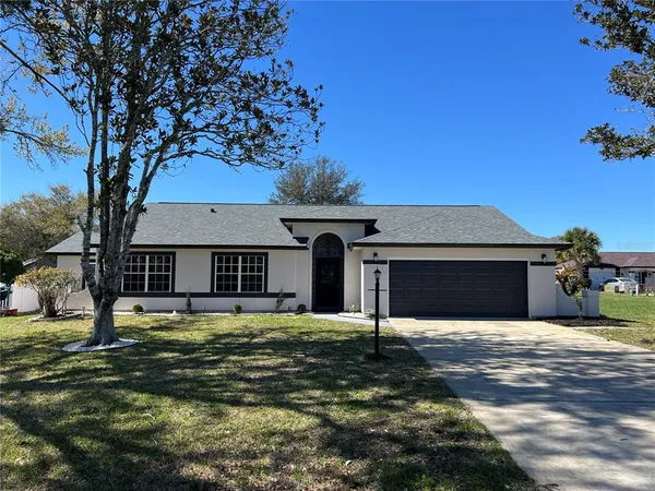 $360,000 | 10 Hickory Loop, Ocala, FL 34472