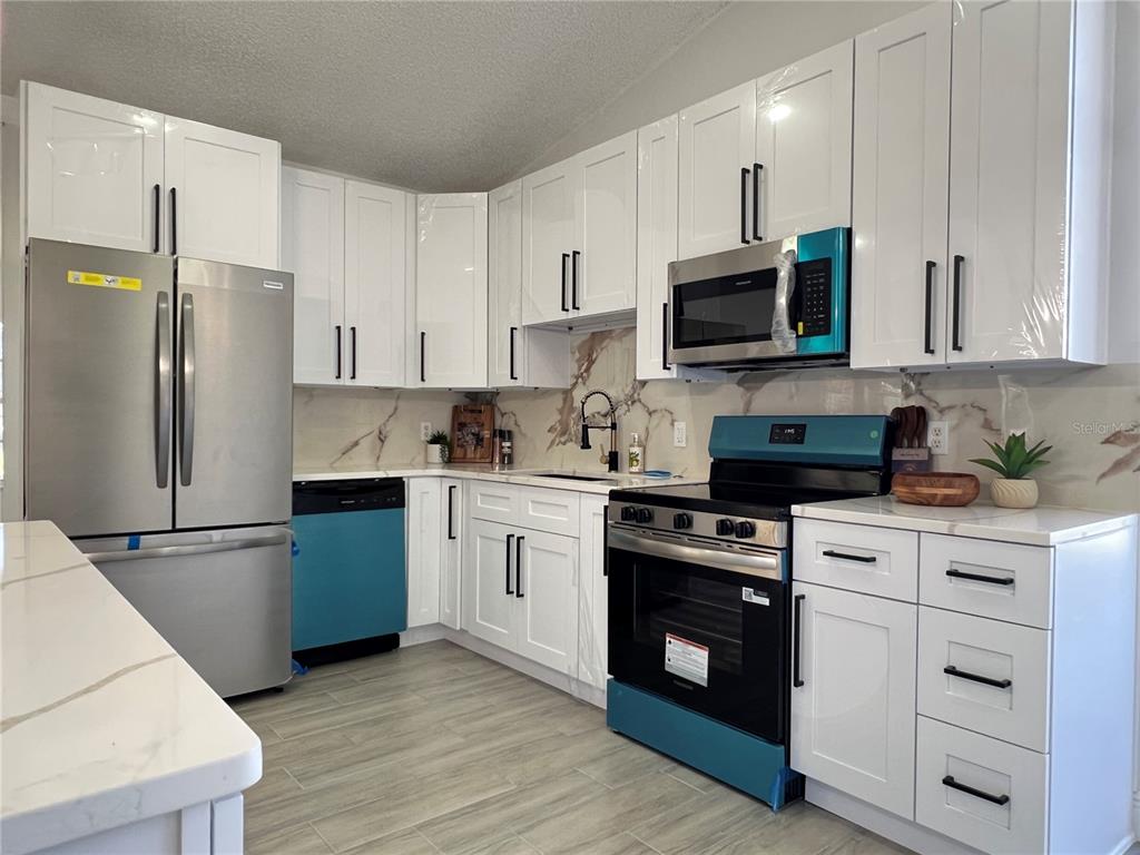 10 Hickory Loop Ocala, FL 34472 - Photo 2 of 44
