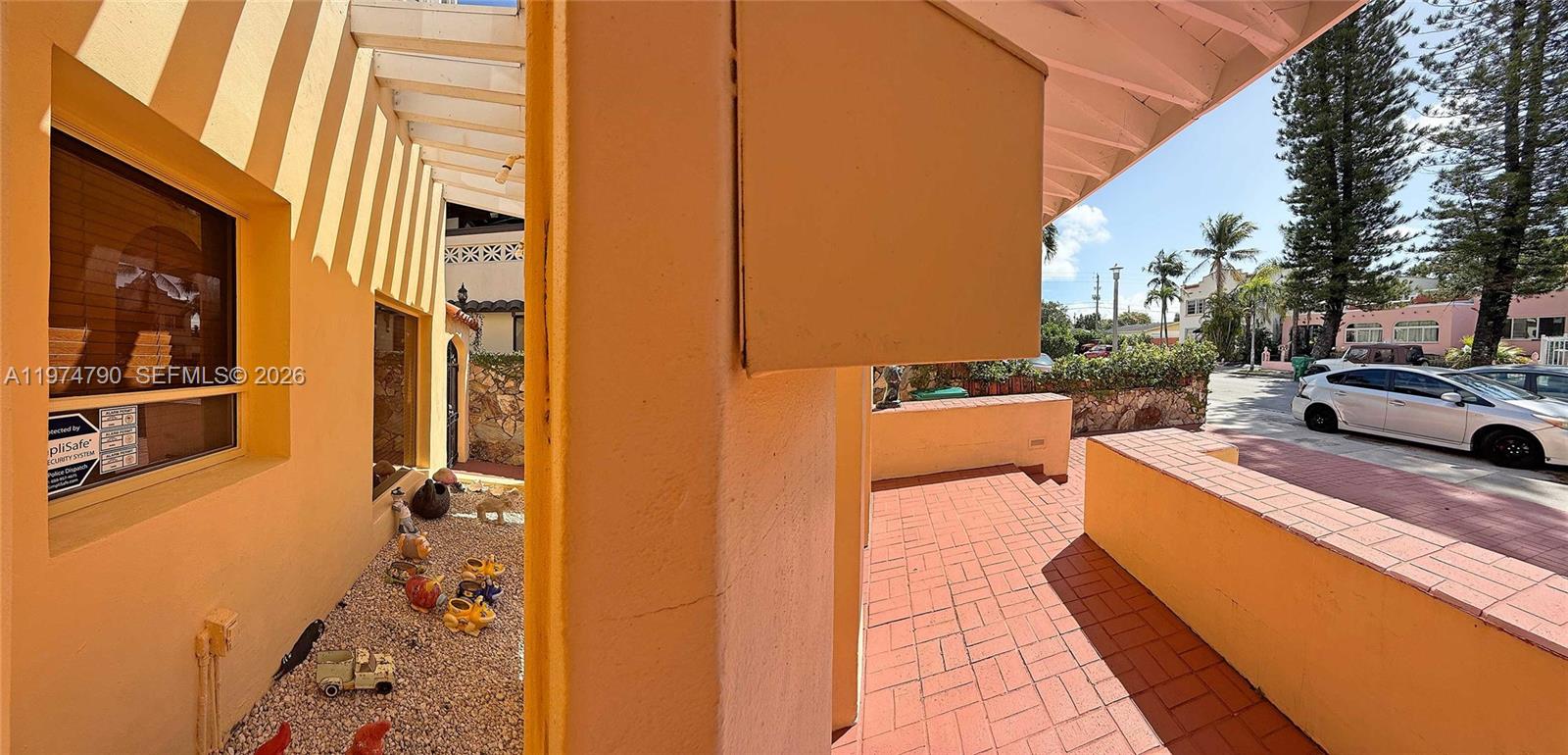 1727 Southwest 11th Terrace Miami, FL 33135 - Photo 13 of 71