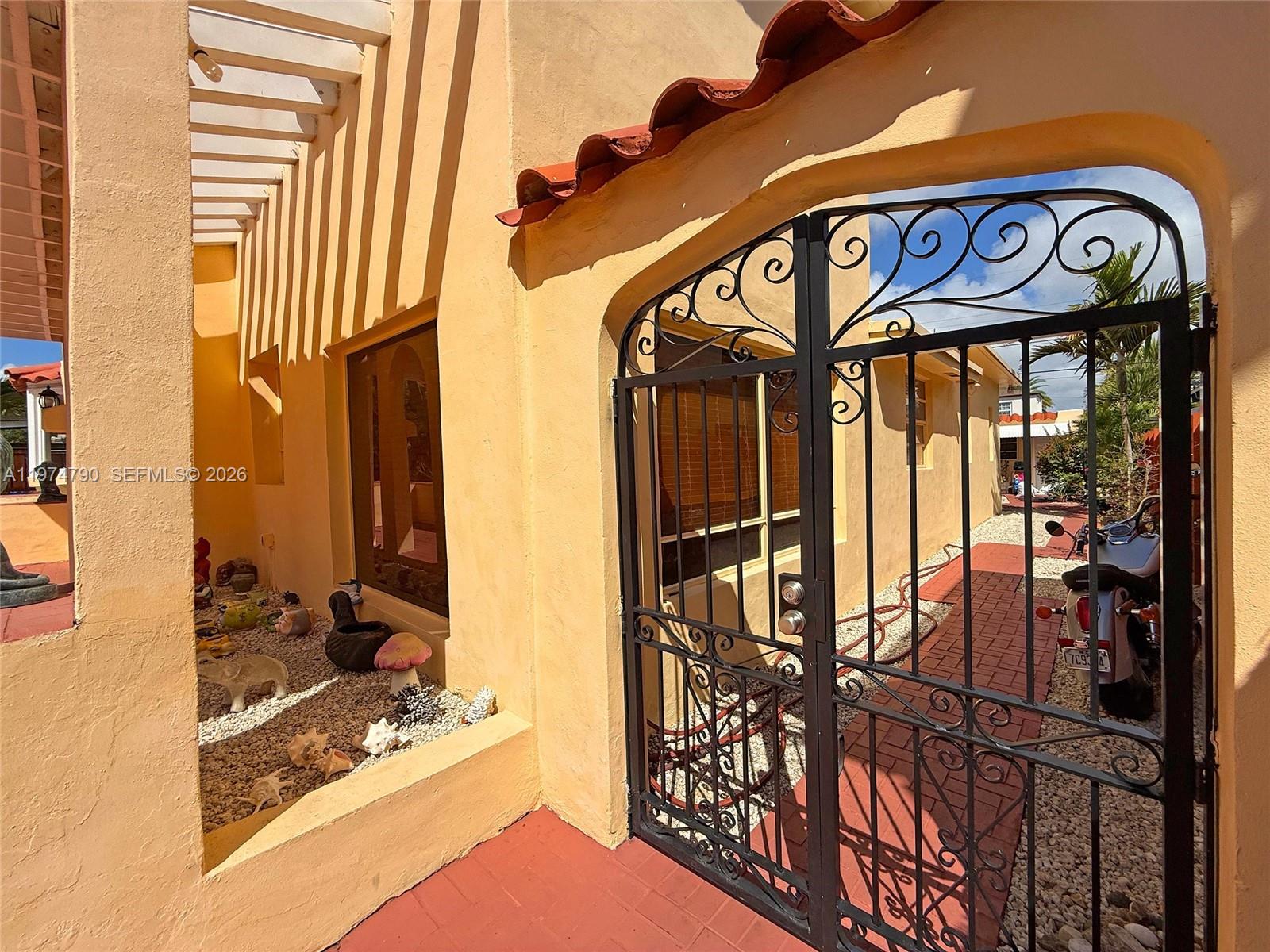 1727 Southwest 11th Terrace Miami, FL 33135 - Photo 16 of 71