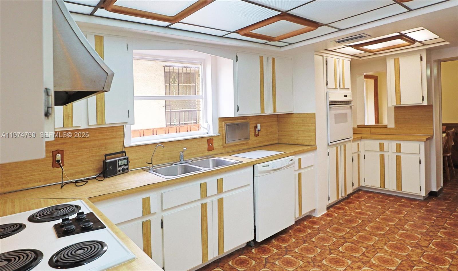 1727 Southwest 11th Terrace Miami, FL 33135 - Photo 25 of 71