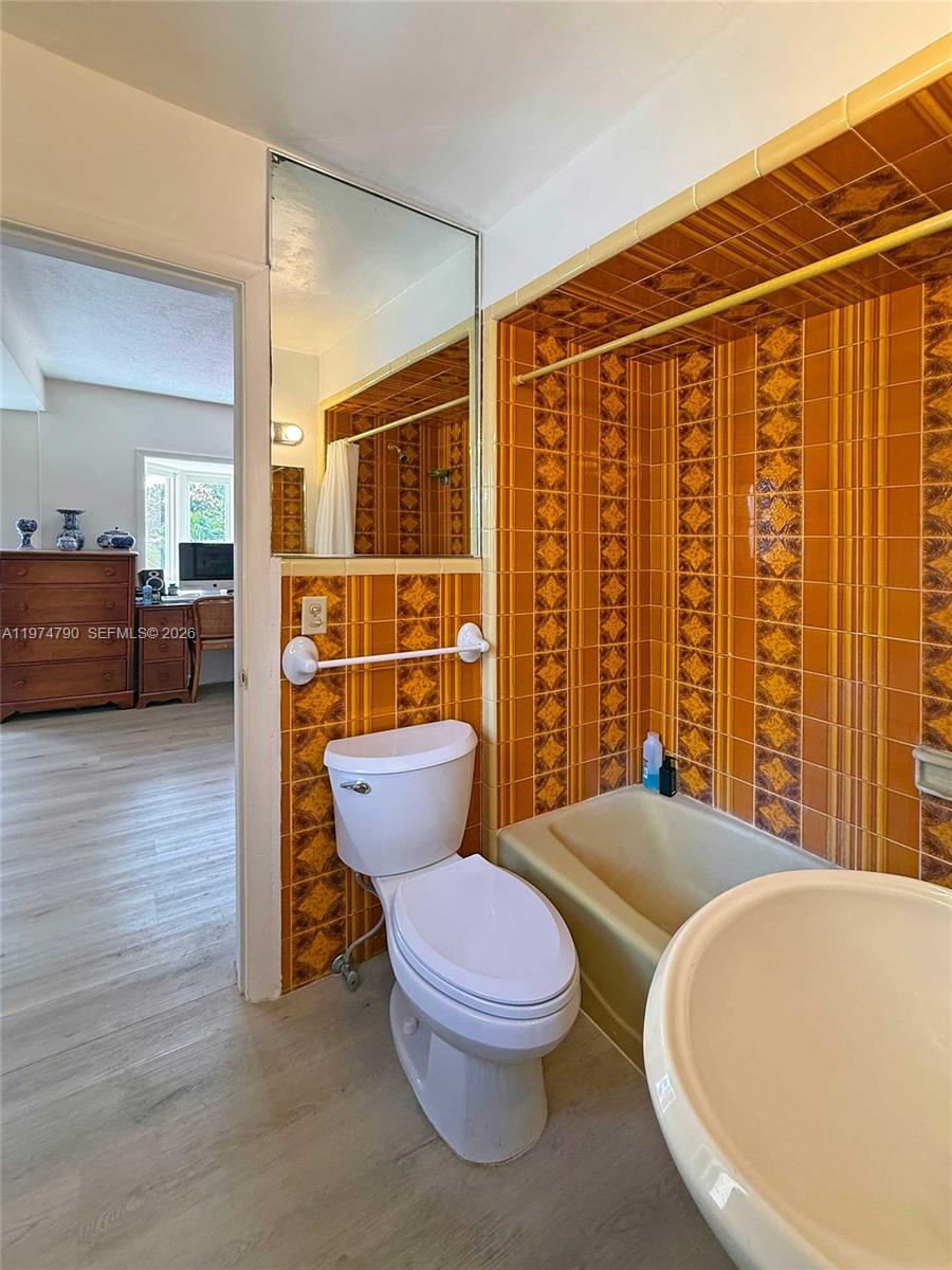 1727 Southwest 11th Terrace Miami, FL 33135 - Photo 40 of 71