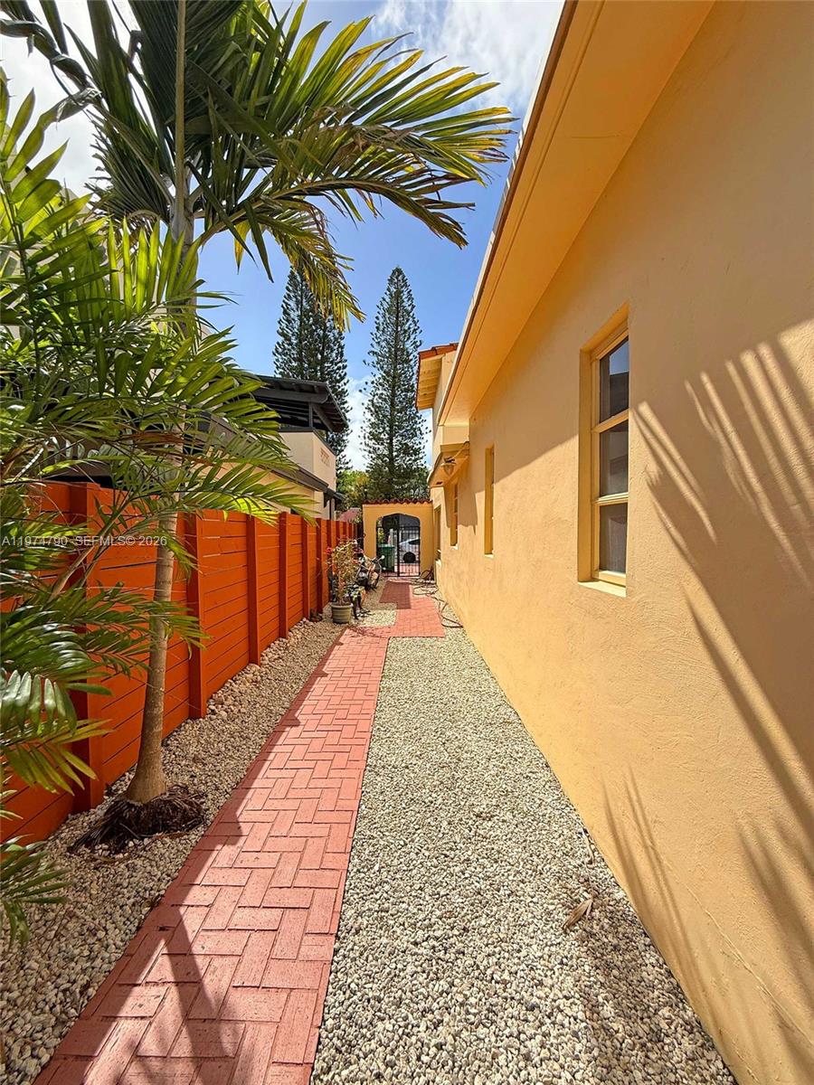 1727 Southwest 11th Terrace Miami, FL 33135 - Photo 42 of 71