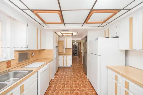 $1,299,000 | 1727 Southwest 11th Terrace, Miami, FL 33135