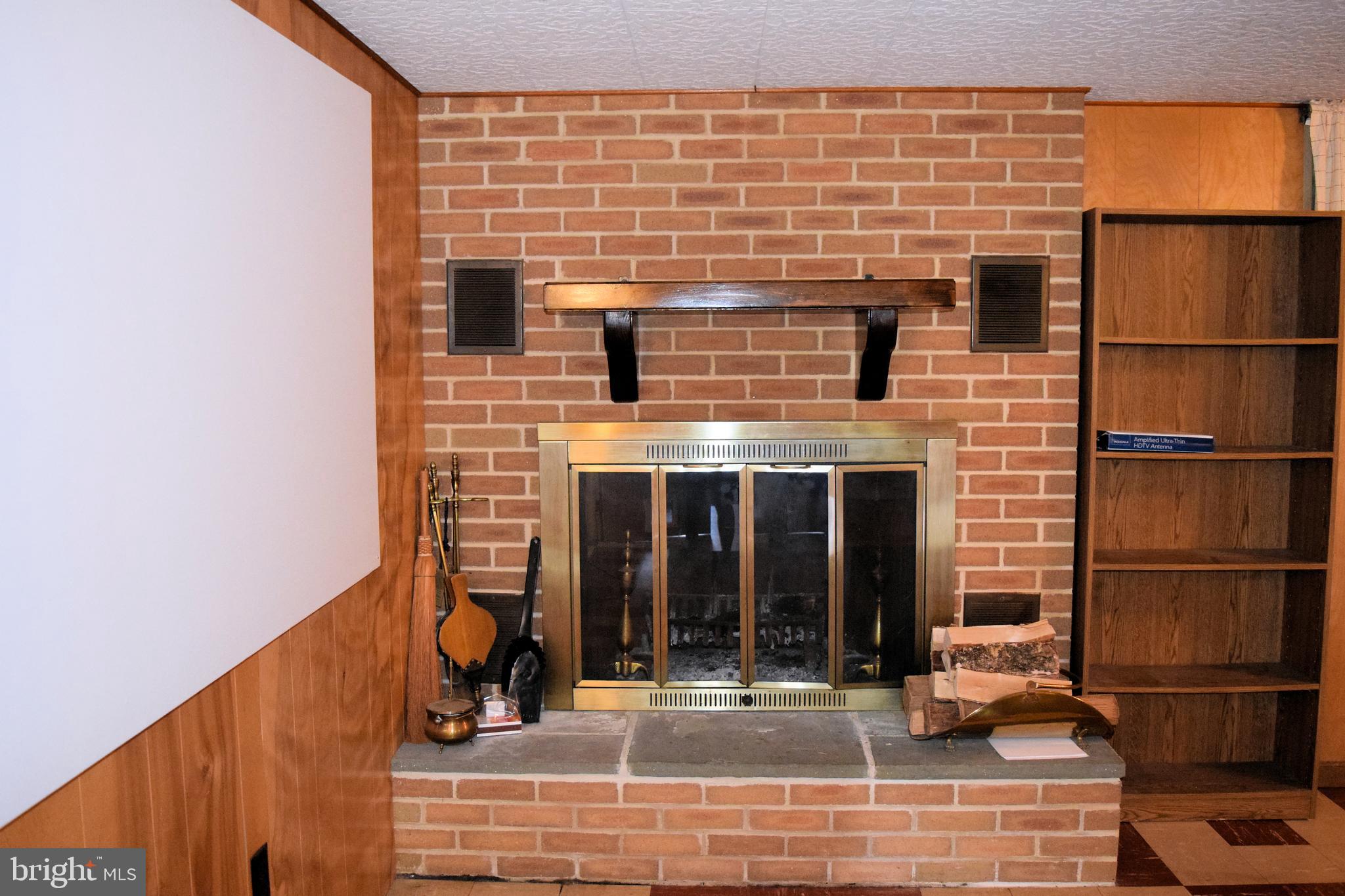 712 Hampton Court Road Harrisburg, PA 17109 - Photo 8 of 26 Gallery Image 8