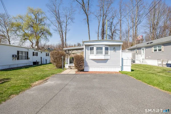 $85,000 | 32 Greenlawn Drive, Danbury, CT 06810