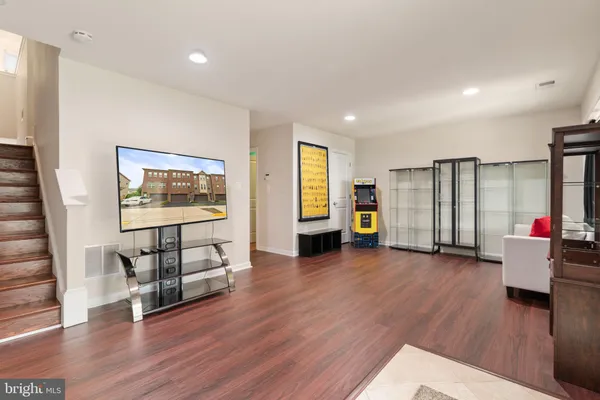 $685,000 | 6654 Bartrams Forest Lane, Haymarket, VA 20169