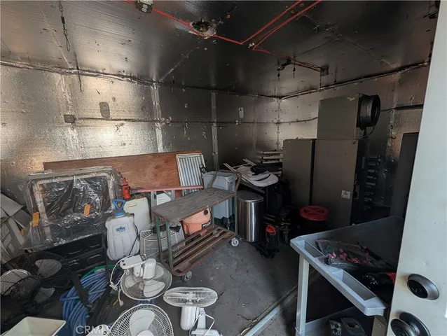 $450,000 | 6742 Nagle Avenue, Van Nuys, CA 91401