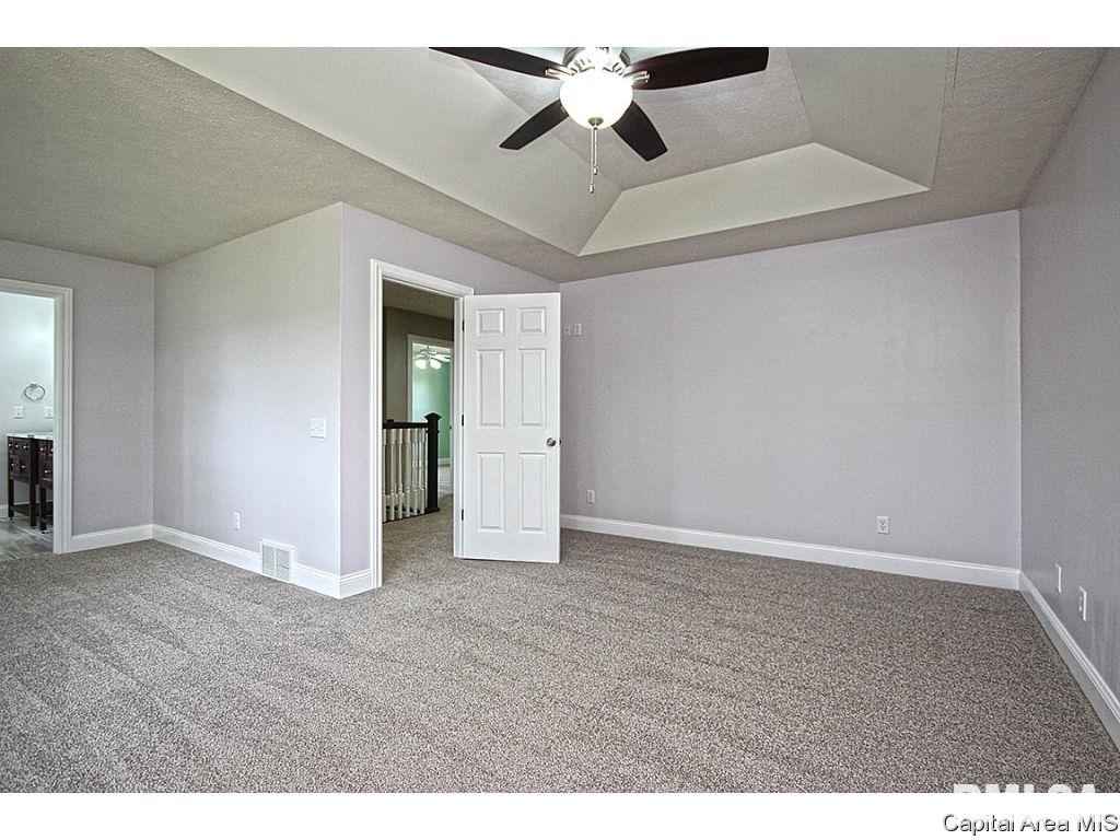 209 Bristol Road Chatham, IL 62629 - Photo 25 of 36 Gallery Image 25