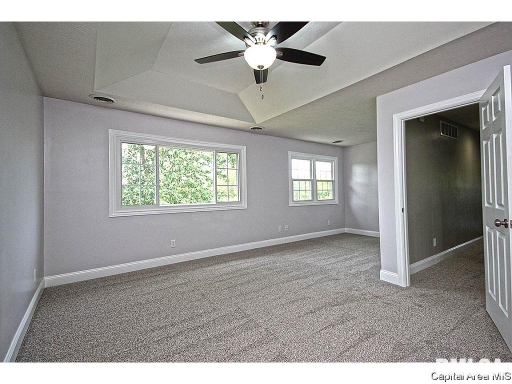 209 Bristol Road Chatham, IL 62629 - Photo 26 of 36 Gallery Image 26