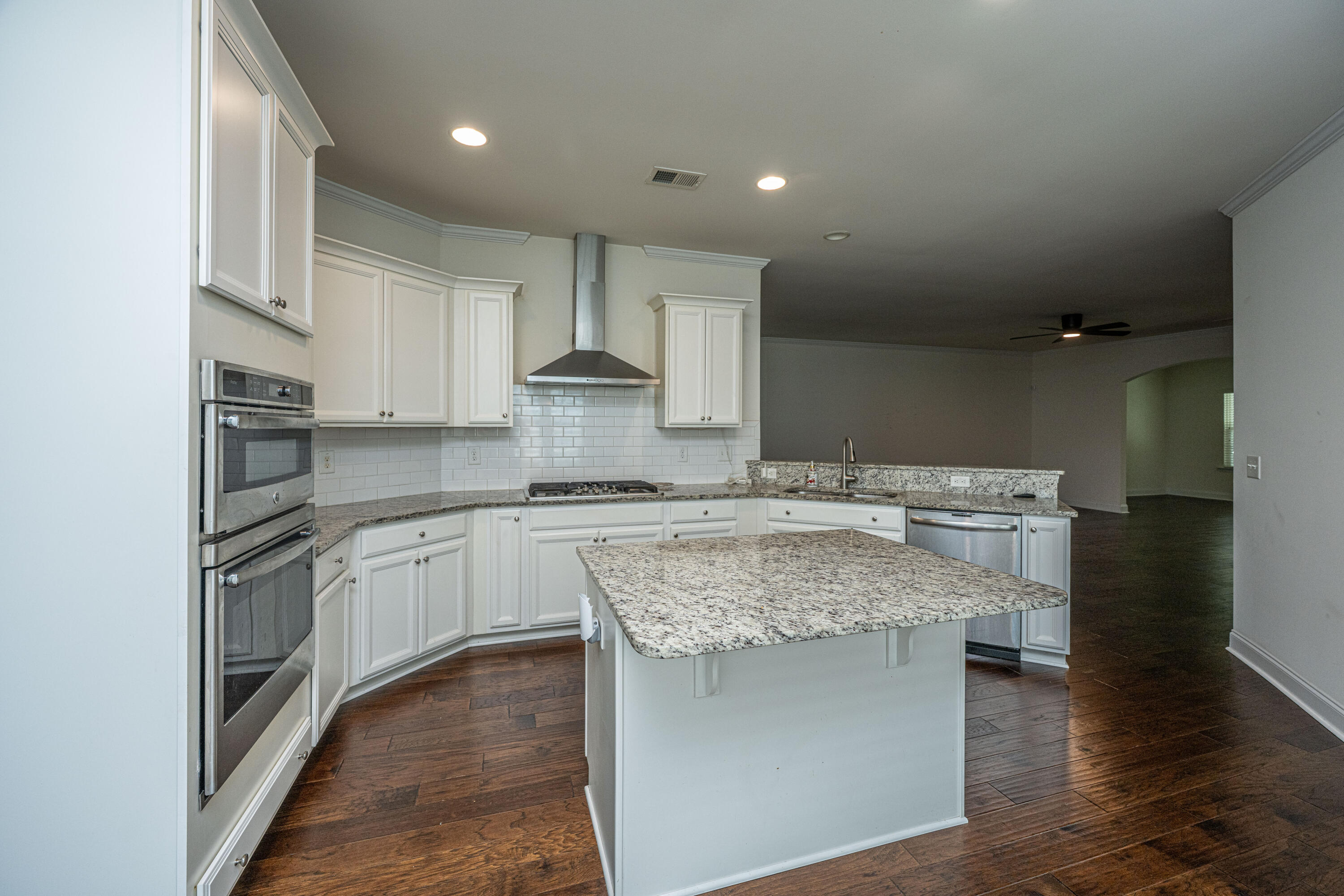 9710 Table Mountain Lane Ladson, SC 29456 - Photo 8 of 62 9710TableMountainLane013