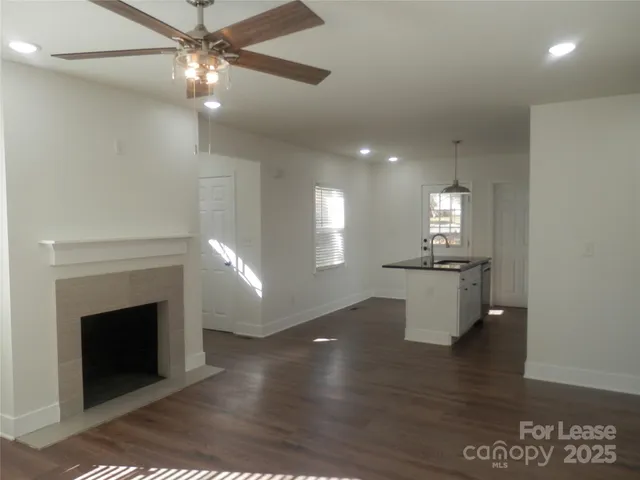 $1,995 | 1712 Washington Avenue, Charlotte, NC 28216