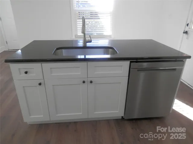 $1,995 | 1712 Washington Avenue, Charlotte, NC 28216