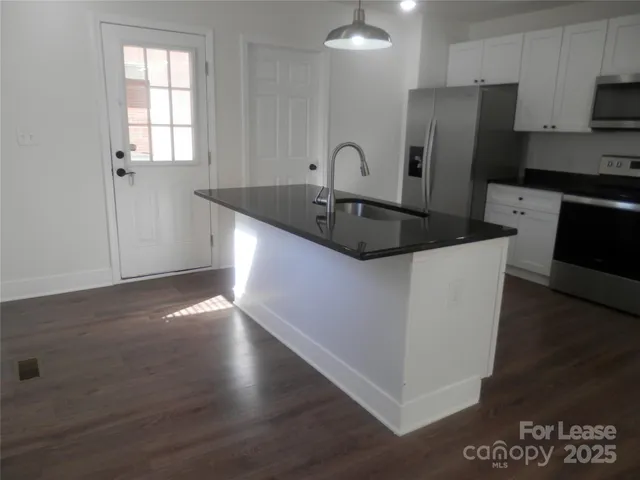 $1,995 | 1712 Washington Avenue, Charlotte, NC 28216