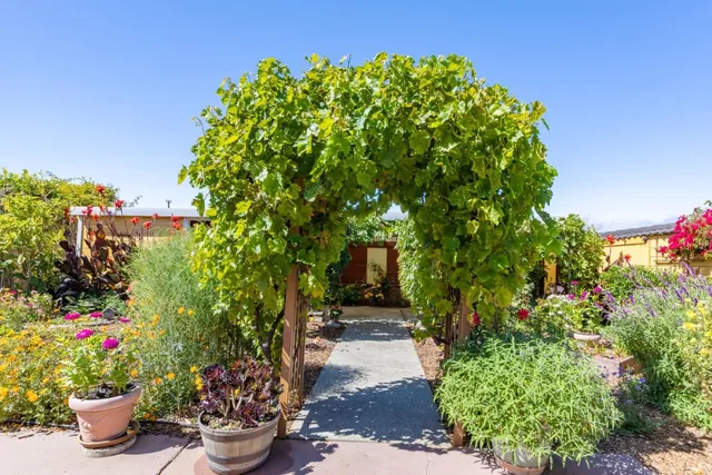 $1,249,000 | 473 Chestnut Avenue, San Bruno, CA 94066