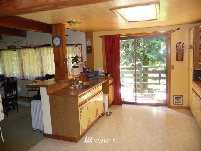 54790 Conrad Road Rockport, WA 98283 - Photo 5 of 17 Gallery Image 5