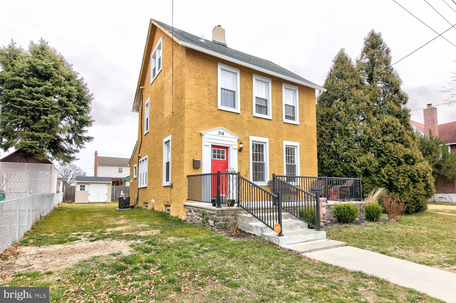 314 Ridley Avenue Folsom, PA 19033 - Photo 2 of 34 Gallery Image 2