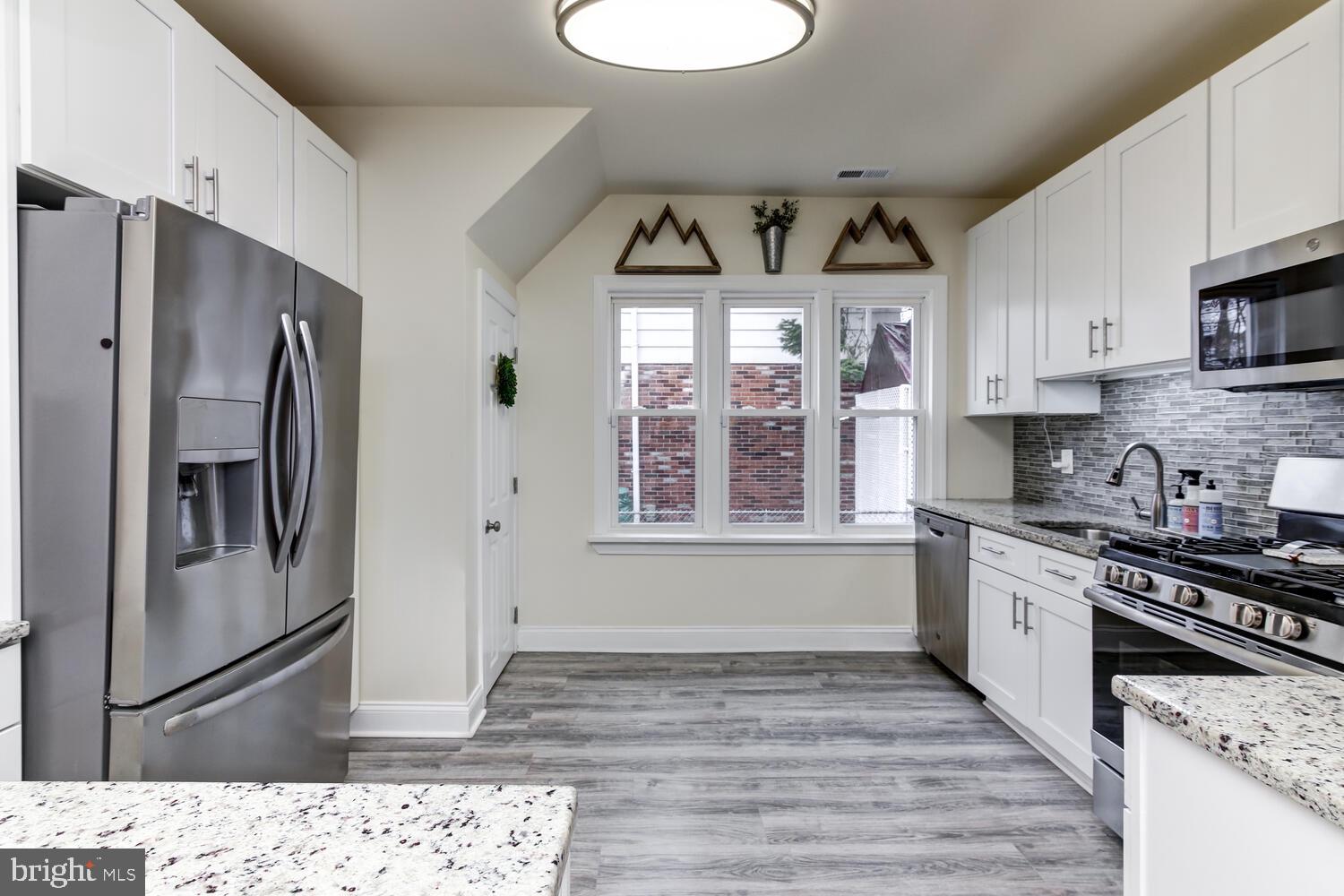 314 Ridley Avenue Folsom, PA 19033 - Photo 7 of 34 Gallery Image 7