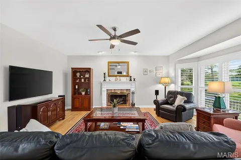 $586,500 | 16850 Westglen Farms Drive, Wildwood, MO 63011