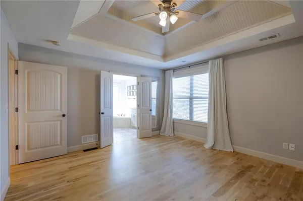 $550,000 | 1305 Ashdown Circle, Raymore, MO 64083