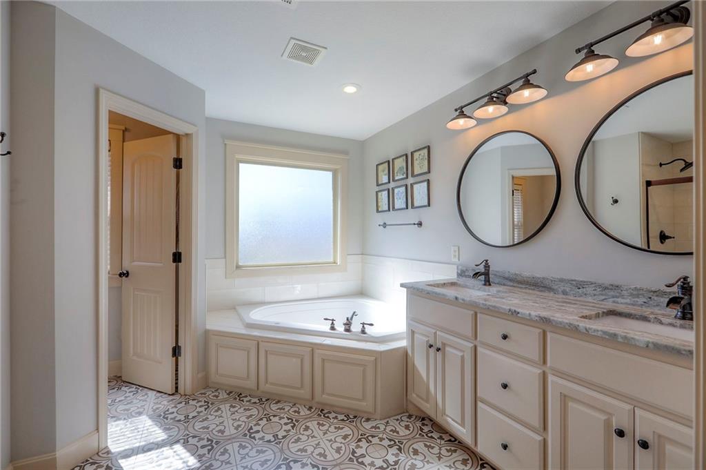 1305 Ashdown Circle Raymore, MO 64083 - Photo 26 of 41