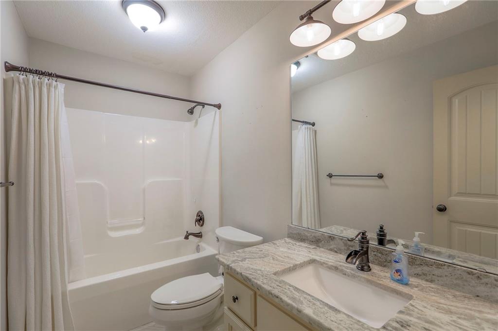 1305 Ashdown Circle Raymore, MO 64083 - Photo 28 of 41