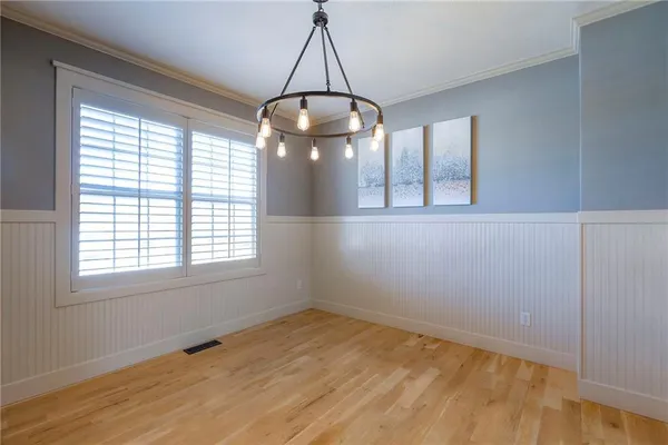 $550,000 | 1305 Ashdown Circle, Raymore, MO 64083