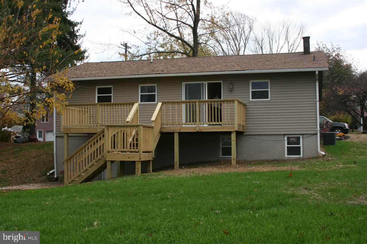 5336 Ridgeview Drive Harrisburg, PA 17112 - Photo 4 of 24 Gallery Image 4