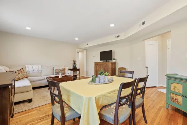 $2,100 | 2200 Colston Drive, Unit 101, Silver Spring, MD 20910
