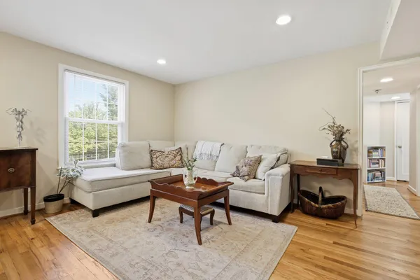 $2,100 | 2200 Colston Drive, Unit 101, Silver Spring, MD 20910