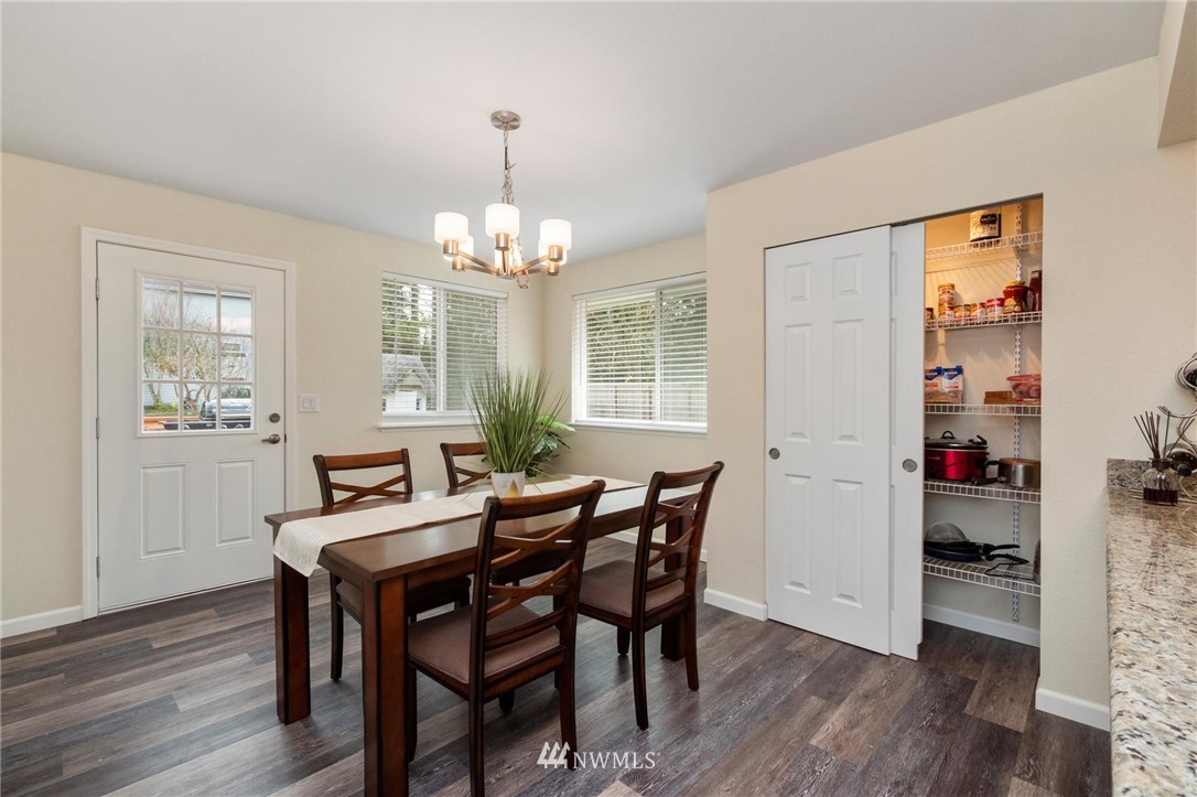 3667 Harris Road Southeast Port Orchard, WA 98366 - Photo 9 of 16 Gallery Image 9
