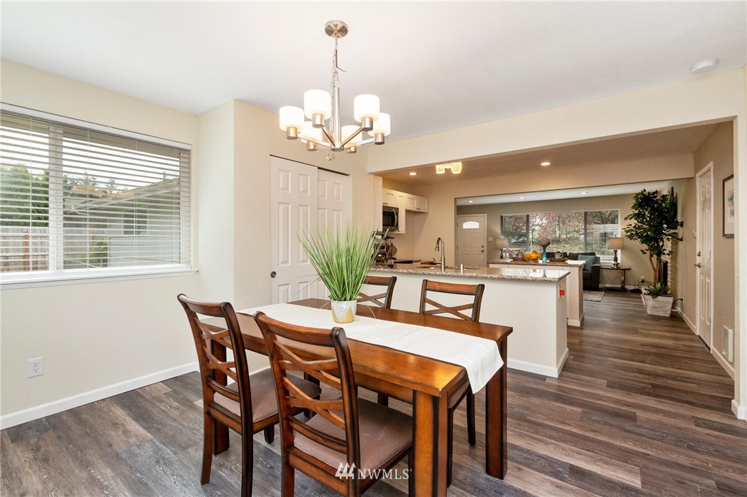 3667 Harris Road Southeast Port Orchard, WA 98366 - Photo 10 of 16 Gallery Image 10