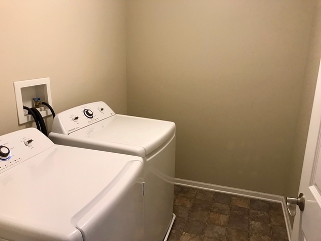 1110 Sable Ridge Drive Joliet, IL 60431 - Photo 6 of 27 Gallery Image 6
