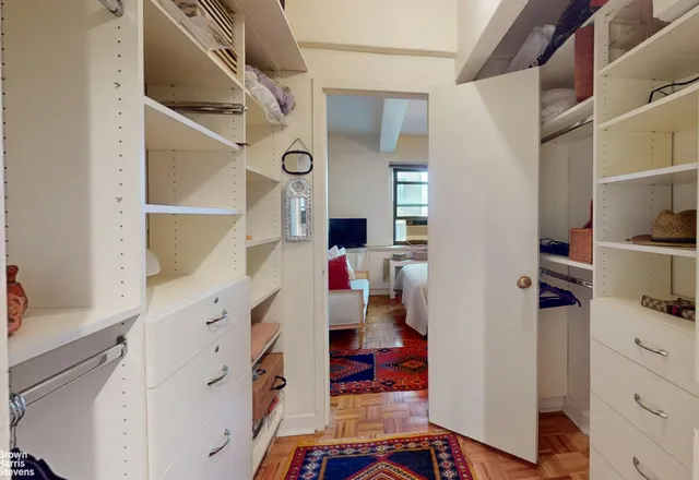 $999,500 | 2166 Broadway, Unit 19D | Upper West Side