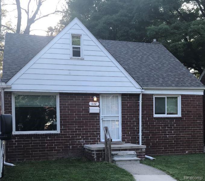 1132 Helen Street Inkster, MI 48141 - Photo 1 of 40