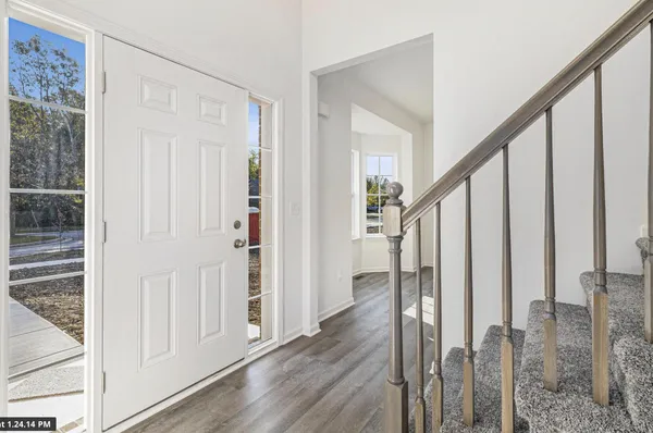 $424,989 | 43640 South Timberview Drive, Belleville, MI 48111