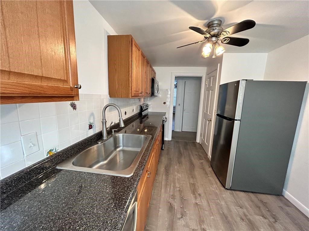 20 West Allenton Road, Unit 2 North Kingstown, RI 02852 - Photo 3 of 13