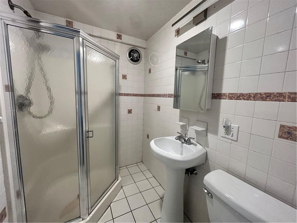 20 West Allenton Road, Unit 2 North Kingstown, RI 02852 - Photo 9 of 13