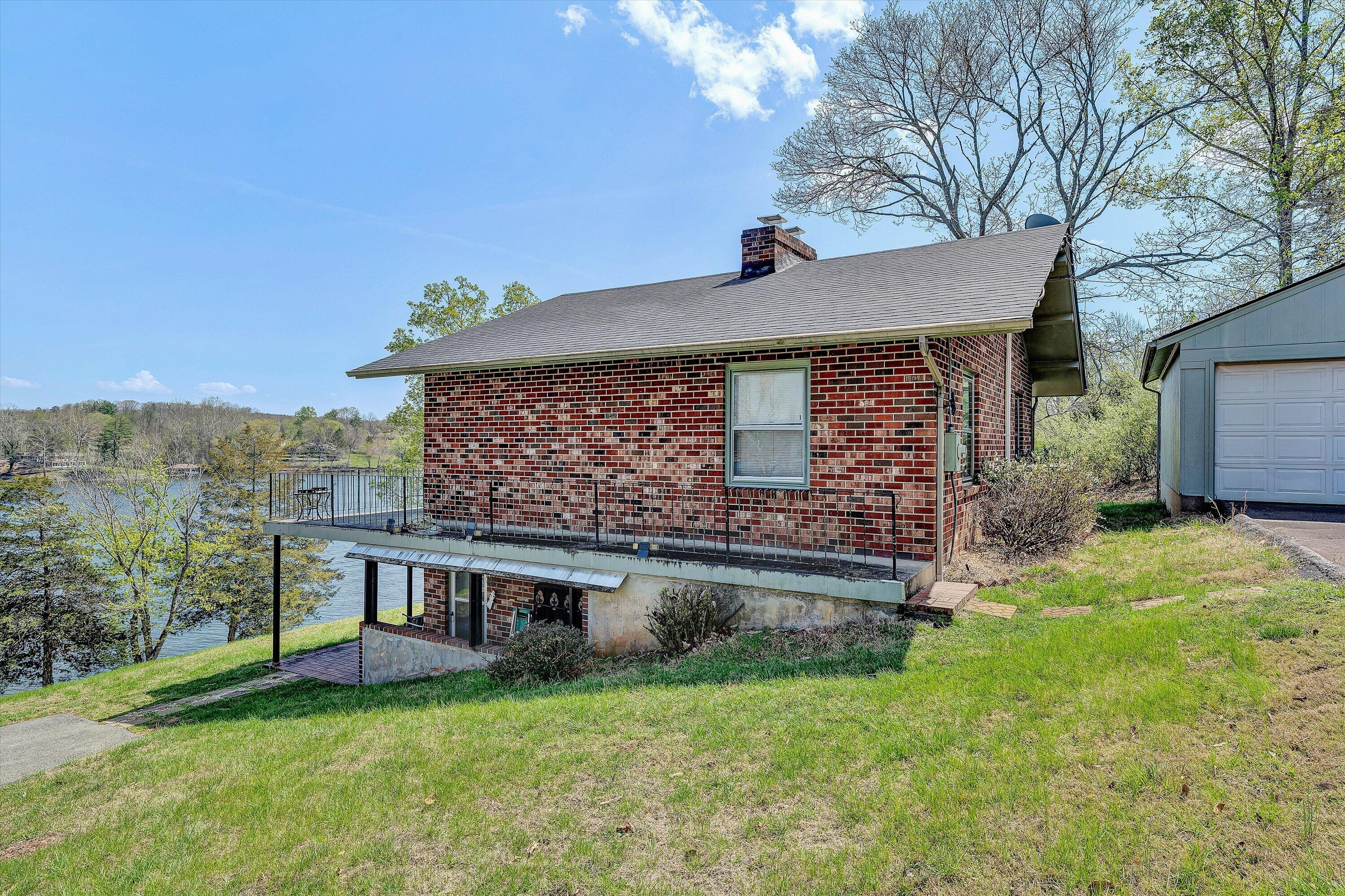 1351 Ellis Road Hardy, VA 24101 - Photo 22 of 44 06-DSC00353