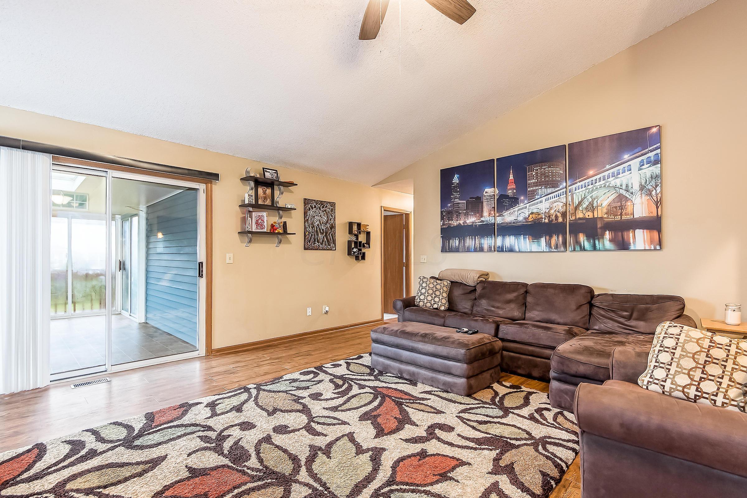 3266 Reed Point Drive Hilliard, OH 43026 - Photo 6 of 26 Gallery Image 6
