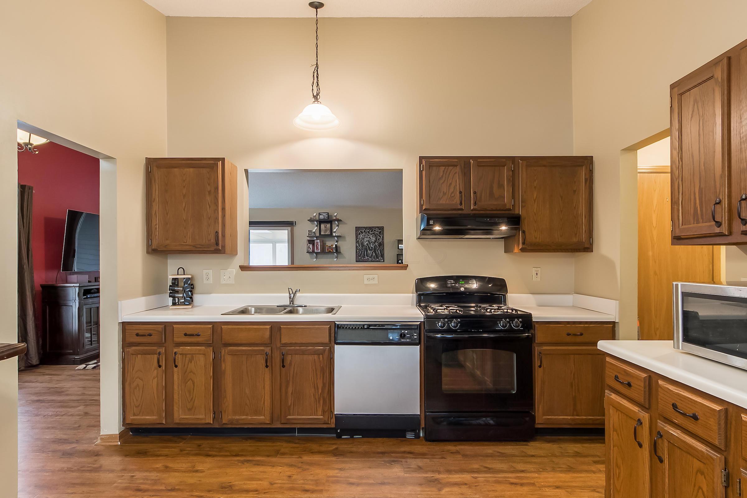 3266 Reed Point Drive Hilliard, OH 43026 - Photo 8 of 26 Gallery Image 8