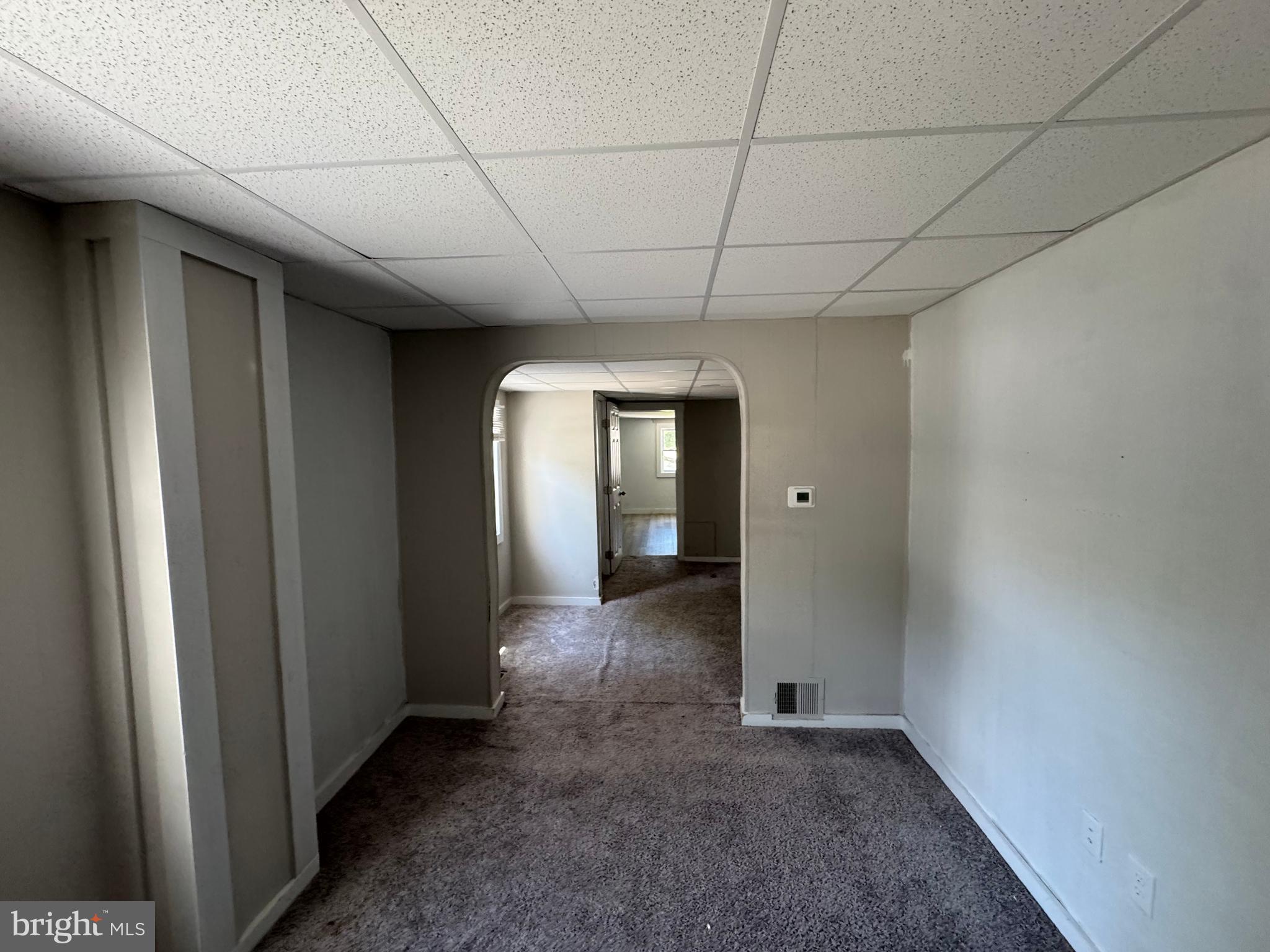 395 Tansboro Road Berlin, NJ 08009 - Photo 8 of 47 a view of a livingroom with a hallway