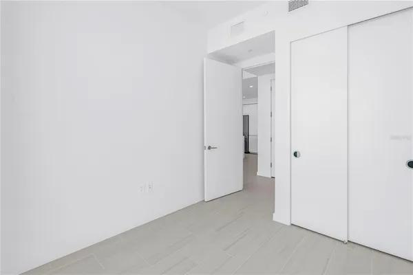 $8,500 | 400 Central Avenue, Unit 1702, St. Petersburg, FL 33701