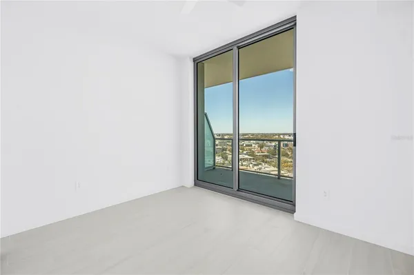 $8,500 | 400 Central Avenue, Unit 1702, St. Petersburg, FL 33701