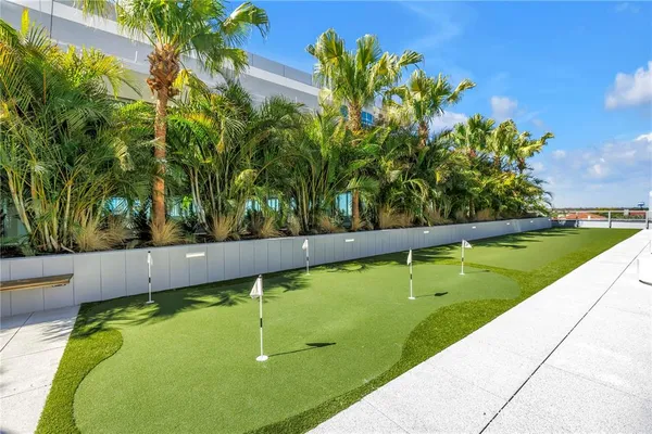 $8,500 | 400 Central Avenue, Unit 1702, St. Petersburg, FL 33701