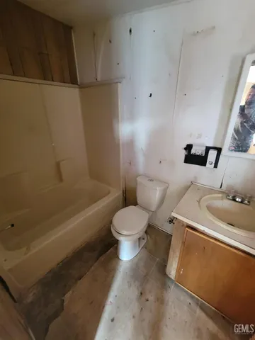 $150,000 | Undisclosed Address, Delano, CA 93215